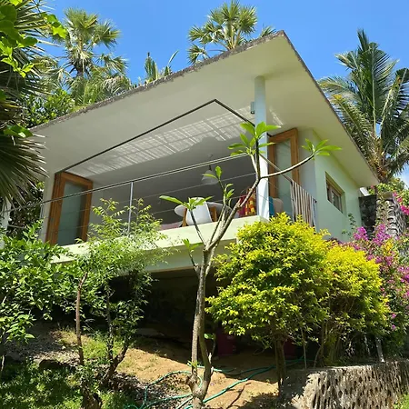 Green Villa Sambirenteng